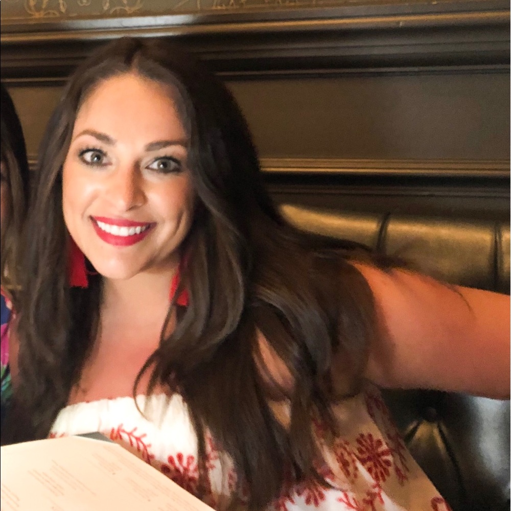 Meet your Posher, Anna